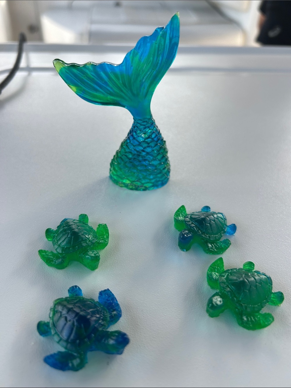 Blue-Green Mermaid Tail & Turtle Figurine Set - Decorative Accent